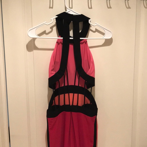 Mignon Color Block Open-back dress - Picture 4 of 7